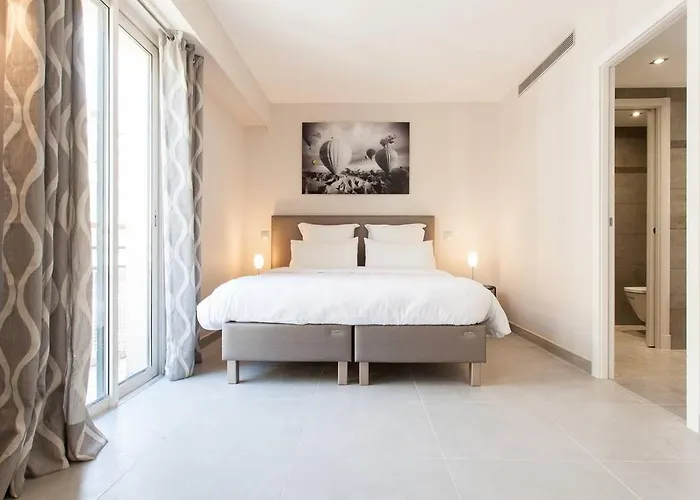 Apartman Carlton Area: New 2 Beds / 2 Baths